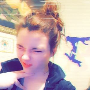 Meet your Posher, Emilee